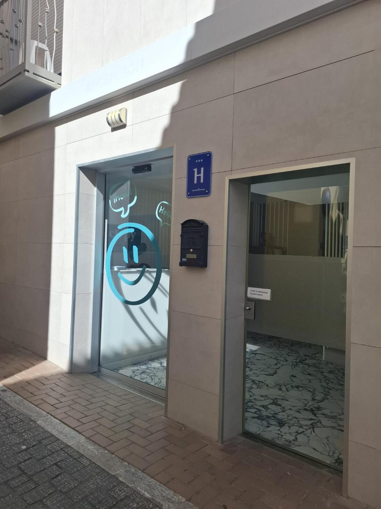 Hotel Clopy Rocamar Benidorm Exterior foto